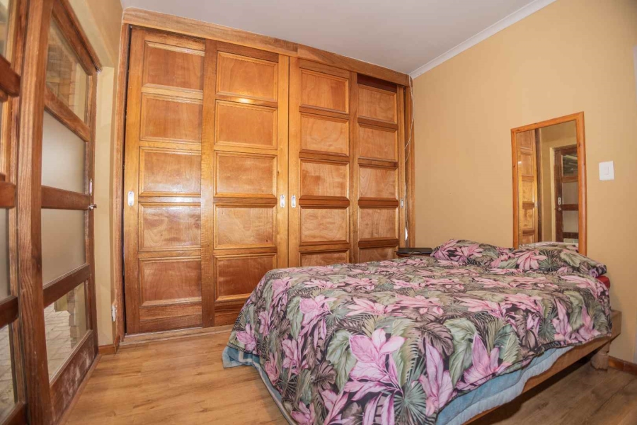 To Let 3 Bedroom Property for Rent in Protea Heights Western Cape